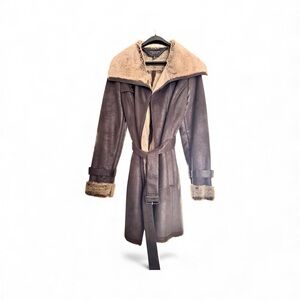 Andrew Marc New York women's belted faux-shearling trench coat in brown